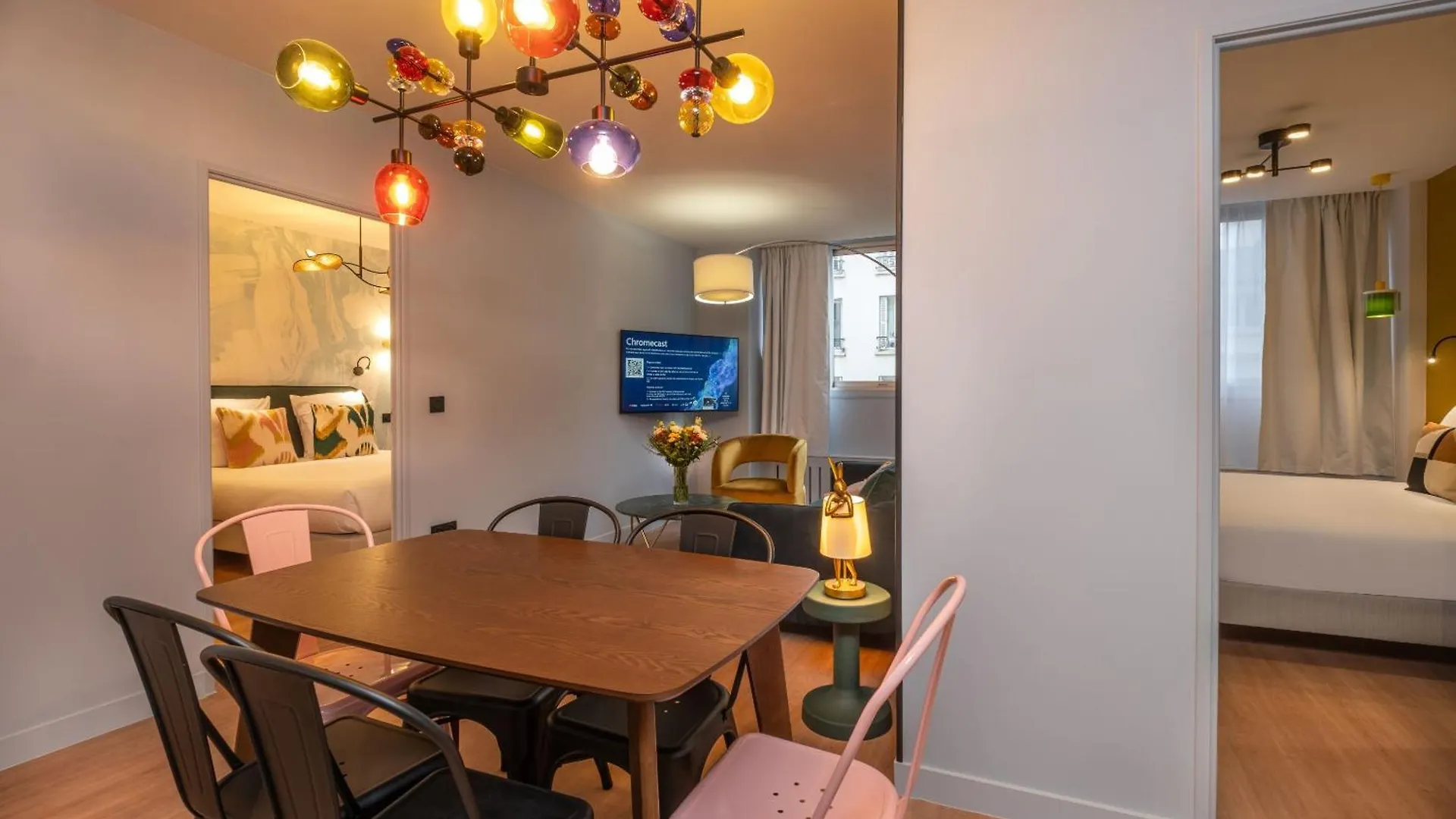 Montmartre Paris Suite