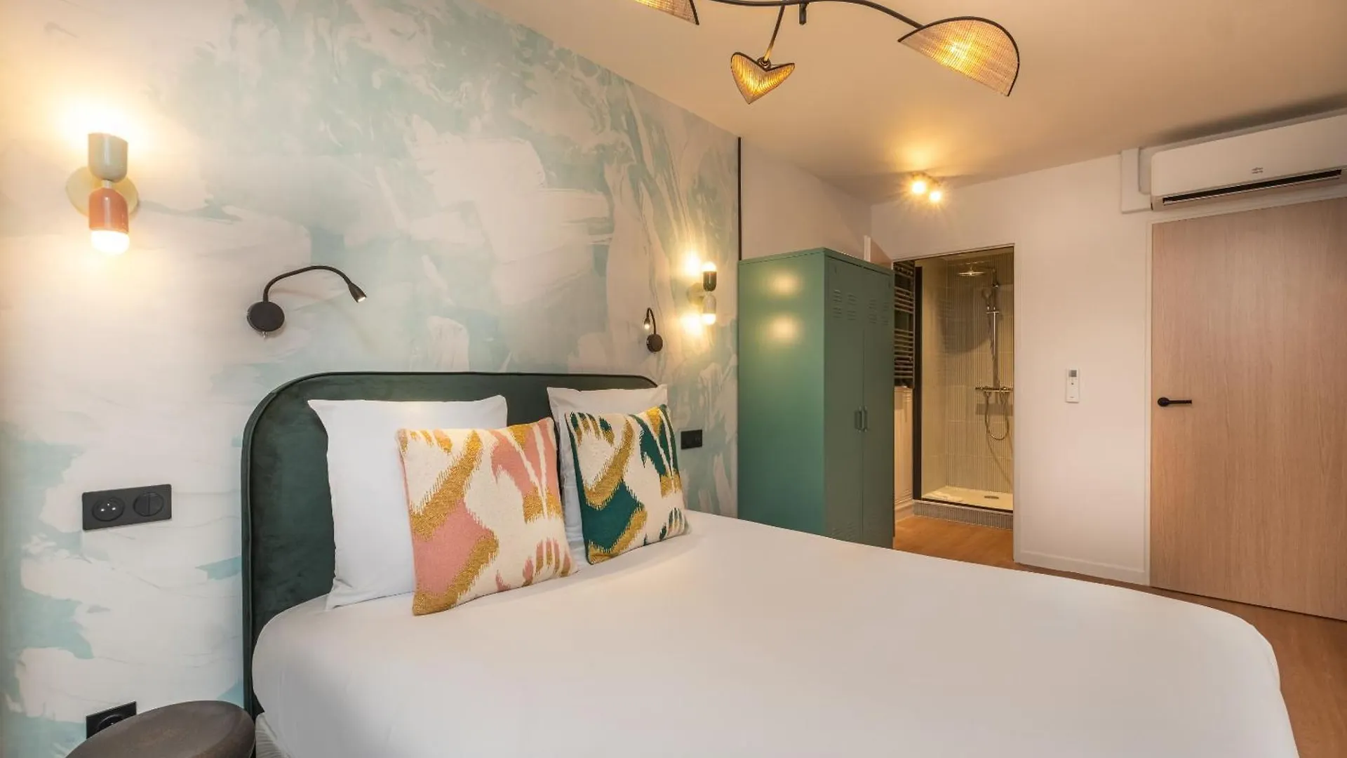 Montmartre Paris Suite France